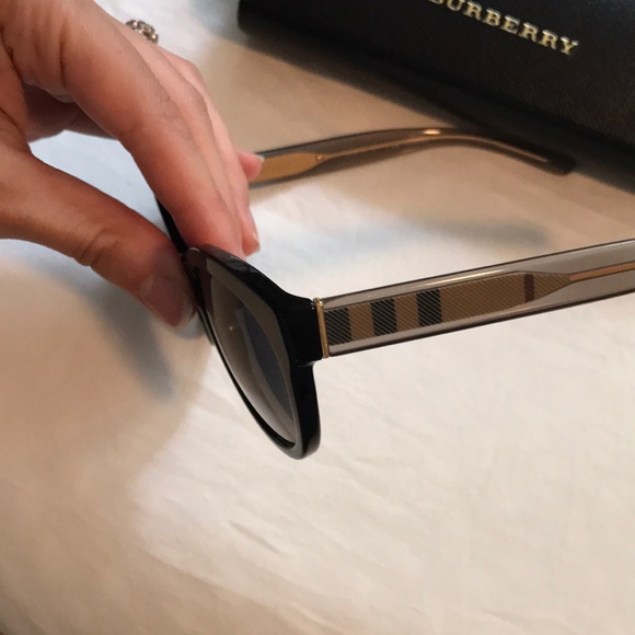 ?SALE? BURBERRY Sunglasses B 4210 3001/87
